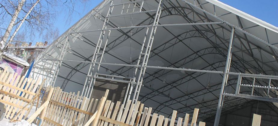 В Серове разбирают спорткомплекс "Алмаз"