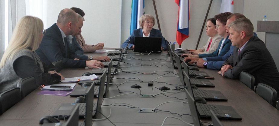 Дума опубликовала график приемов серовчан на сентябрь
