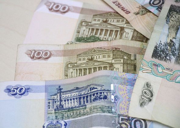 Пенсии, запрет спама и контроль за детскими картами: что изменится в августе