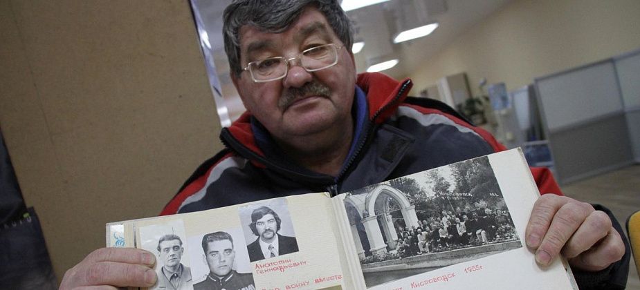 В памяти – осколок под сердцем и орденская книжка. Анатолий Губин хочет, чтобы имя отца, прошедшего войну, было занесено на мемориал