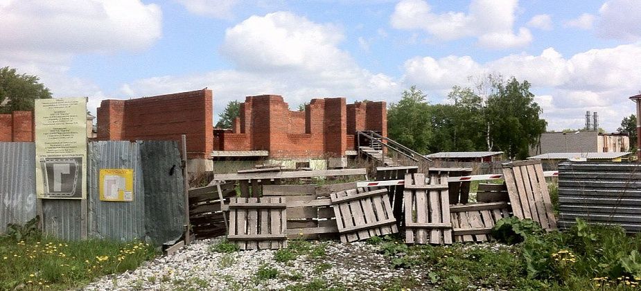 Недостроенный дом по улице Короленко в Серове выкупил новый застройщик