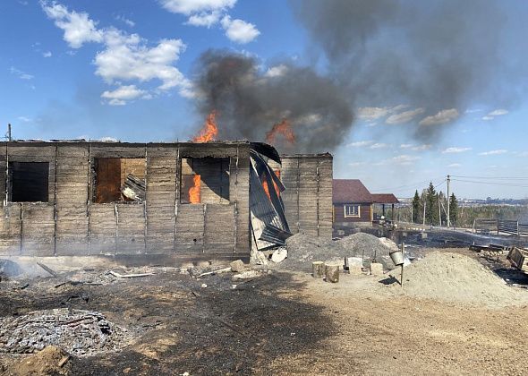 Серовчанка за сгоревший в 2023 году дом отсудила у спасателей 930 тысяч рублей