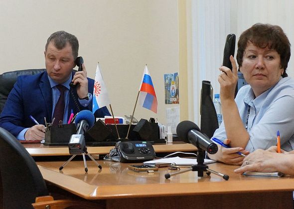 Глава Серова провел прямую линию по проблемам теплоснабжения