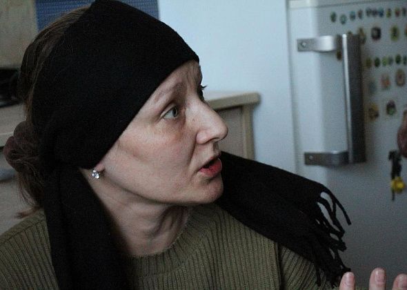 Мама скончавшегося после ДТП Антона Зыкова благодарит серовчан. За помощь