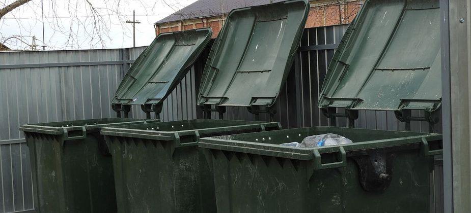 "Рифей" отменил плату за мусор для юрлиц, пока те снова не начнут работать