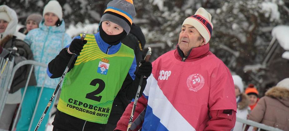 Люди, как звезды, – живут, пока движутся. В Серове прошла лыжная гонка на призы Виктора Мелентьева