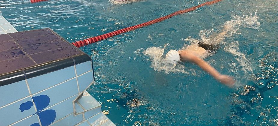 Серовчан приглашают в бассейн на единый день ГТО