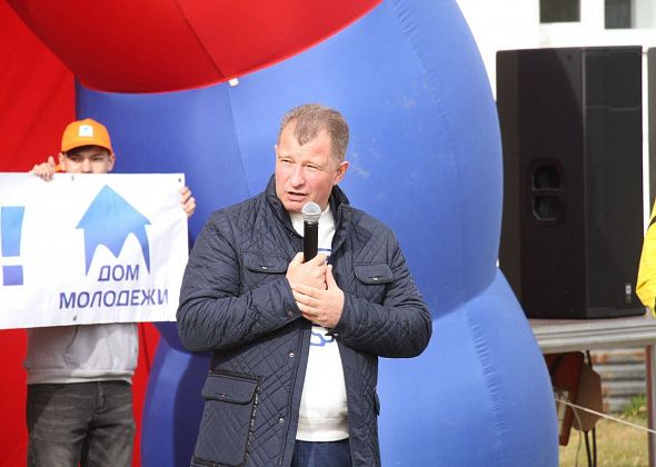 Глава Серова ответил, почему депутаты увеличили расходы на него - на 841 тысячу рублей
