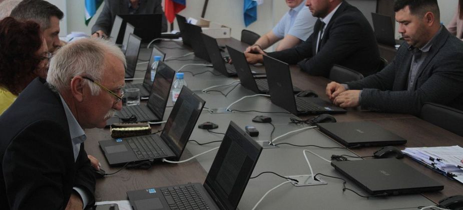 Публикуем график приемов серовчан депутатами местной Думы в январе