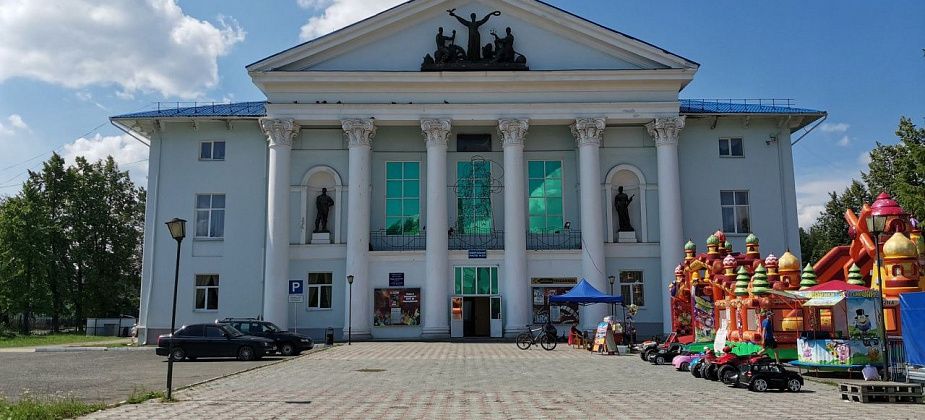 В поселке Энергетиков, который уже неделю без горячей воды, устроят праздник «Россия – наша гордость»