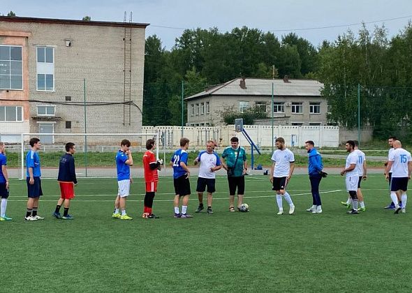 В Серове стартовал городской чемпионат по футболу 7х7