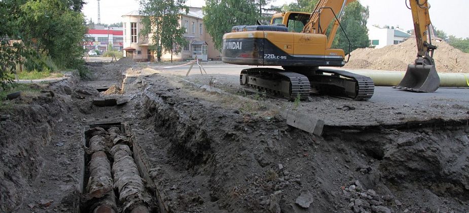 Подрядчик затянул сроки ремонта водопровода, из-за чего часть серовчан осталась без горячей воды
