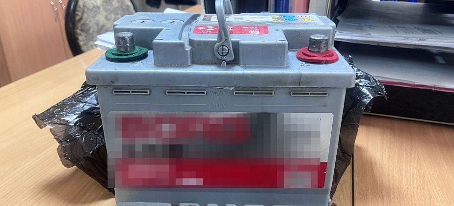 Серовчанин проник в автомобиль жителя Сортировки через незапертый багажник и обокрал его