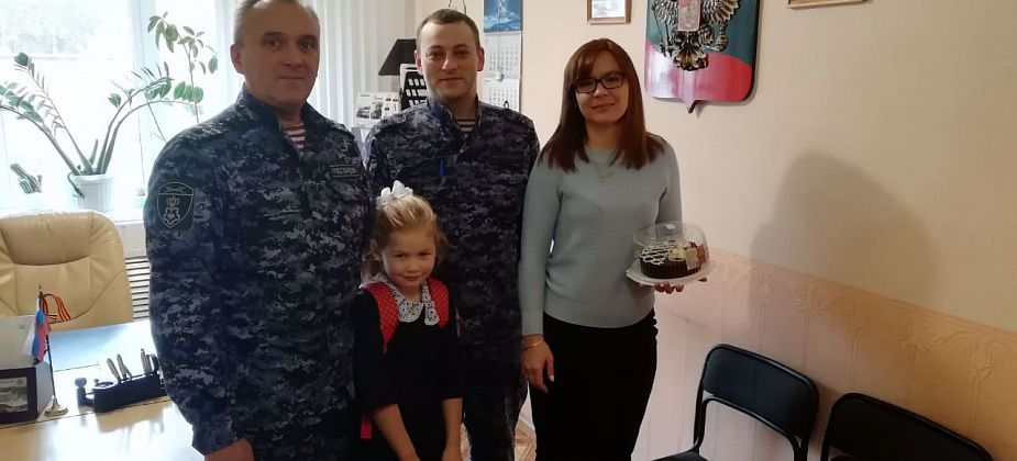 Активисты «Союза добровольцев России» оказали помощь семье погибшего серовского росгвардейца