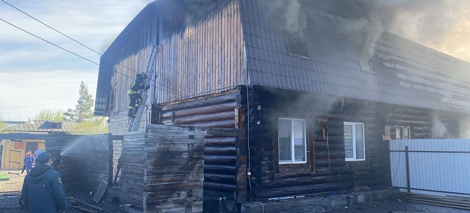 Утром в Серове горел жилой дом