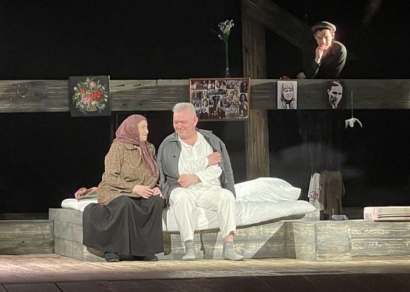 Серовский театр драмы закрыл сезон постановкой по рассказам Шукшина “Одни”