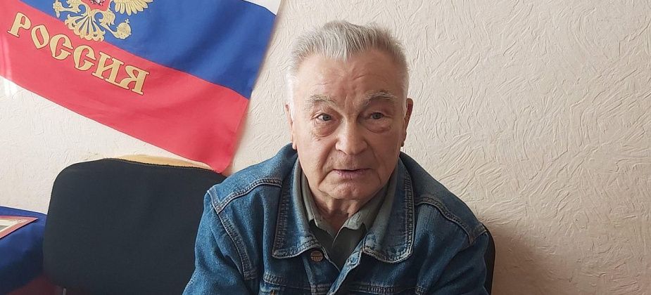 Совет ветеранов, сотрудники полиции поздравили  ветерана Серовского ОВД с 80-летним юбилеем
