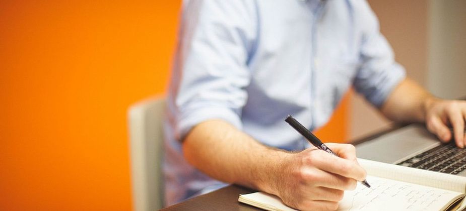 До конца сентября работы могут лишиться почти 52 тысячи россиян