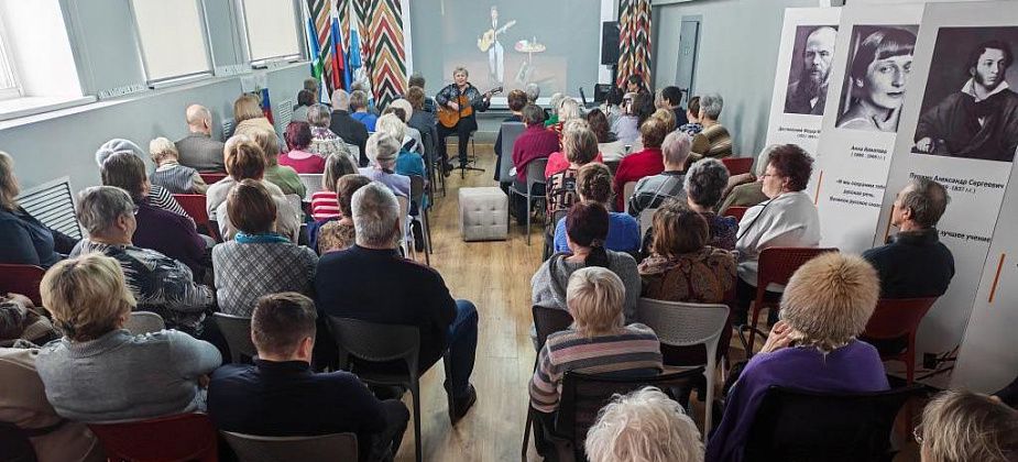 Романс на границе зимы и весны. В Серове прошел концерт, посвященный двум праздникам