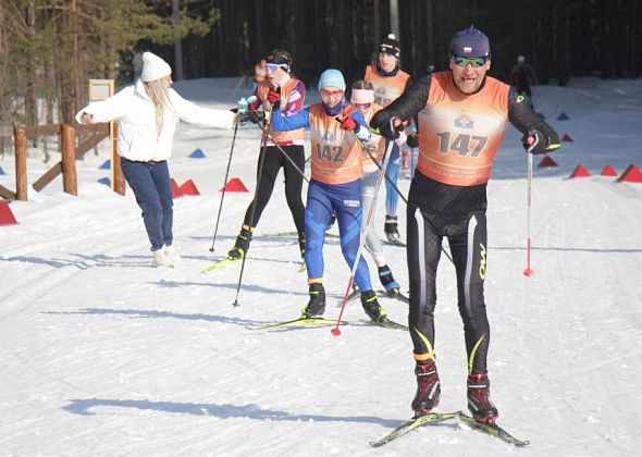 “Этот спорт создан для удовольствия”. В Серове лыжный сезон закрыли гонкой памяти Василия Силенко