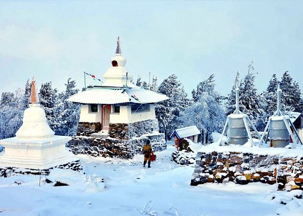 Буддистов срочно просят забрать имущество с горы Качканар. ГОК готов приступить к сносу монастыря