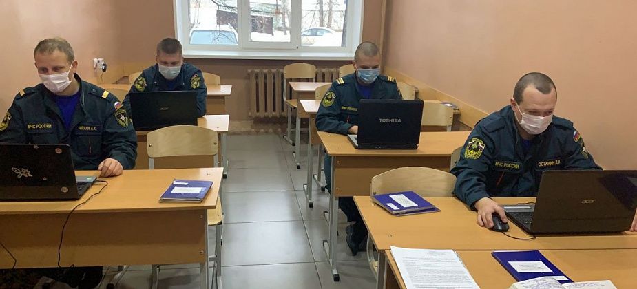 Серовские спасатели приняли участие в экологическом диктанте