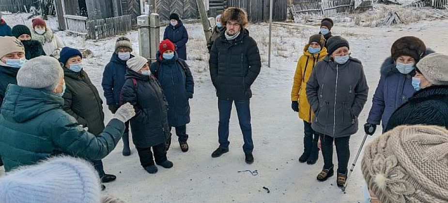 "Партия Роста" помогла жителям серовских поселков отстоять неотложку