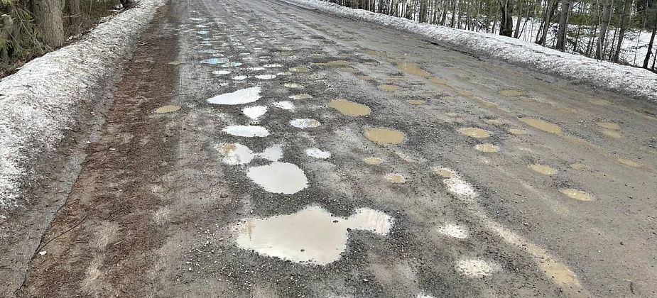 Опрос: автолюбители, как оцениваете состояние серовских дорог после зимы?
