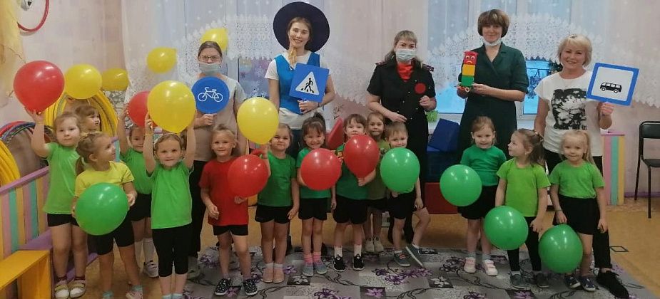 В серовский детский сад "Веснушки" пришел Незнайка