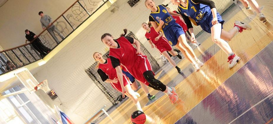 Серовчане – лучшие на окружном этапе чемпионата “КЭС-Баскет”