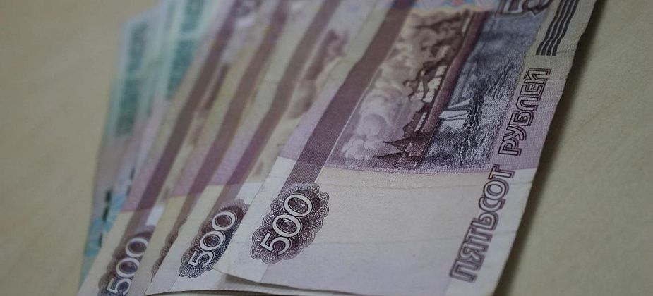До майских праздников семьям с детьми-инвалидами, многодетным и малоимущим семьям из Серова выплатят по 5 000 рублей 