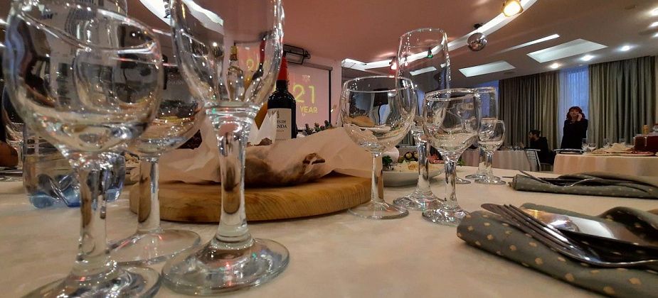 В Госдуму внесли законопроект о перечислении 1% с чека в ресторанах, ночных клубах и барах на нужды СВО