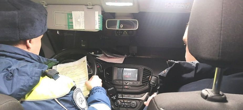 Госавтоинспекция Серова остановила водителя с признаками наркотического опьянения