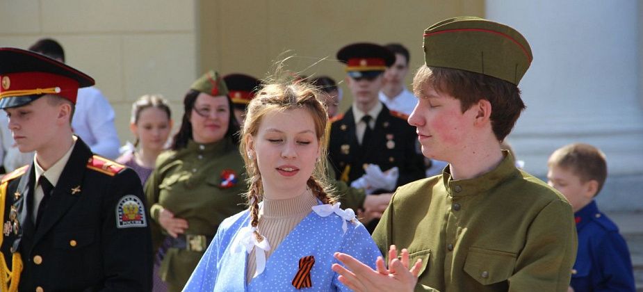 Серовчан приглашают в литературно-танцевальную гостиную «Эхо войны и память сердца»