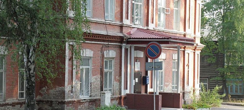 Прокуратура Серова подала в суд на пять городских школ. Иски касаются доступной среды