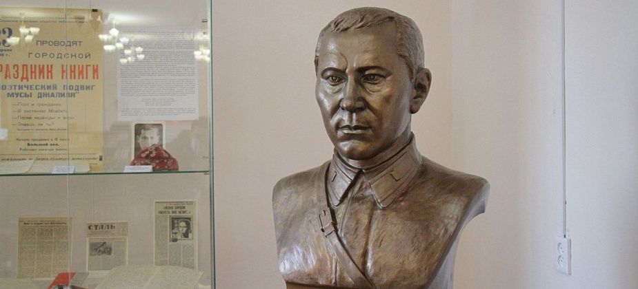 Серовчан приглашают принять участие в конкурсе чтецов “Джалиловские чтения” 