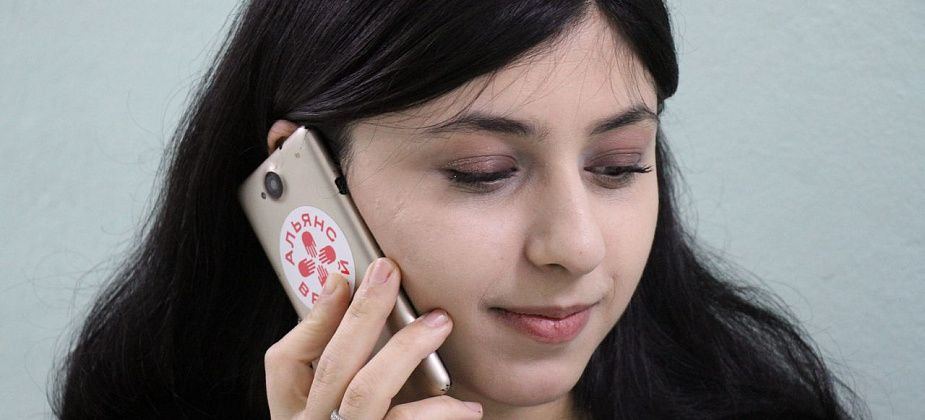 Полиция еще не поставила точку в истории с марганцовкой, которую обнаружили в кабинете Парвин Салаевой