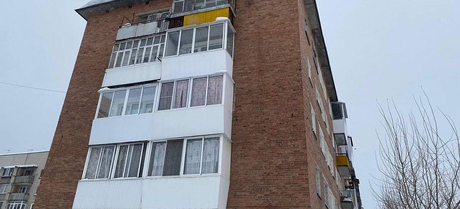 "Осторожно! С крыши падает снег!". В Серове прокуратура проведет проверку по публикации "Глобуса"