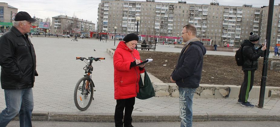 В Серове продолжается сбор подписей за обращение к властям по поводу "мусорной" реформы