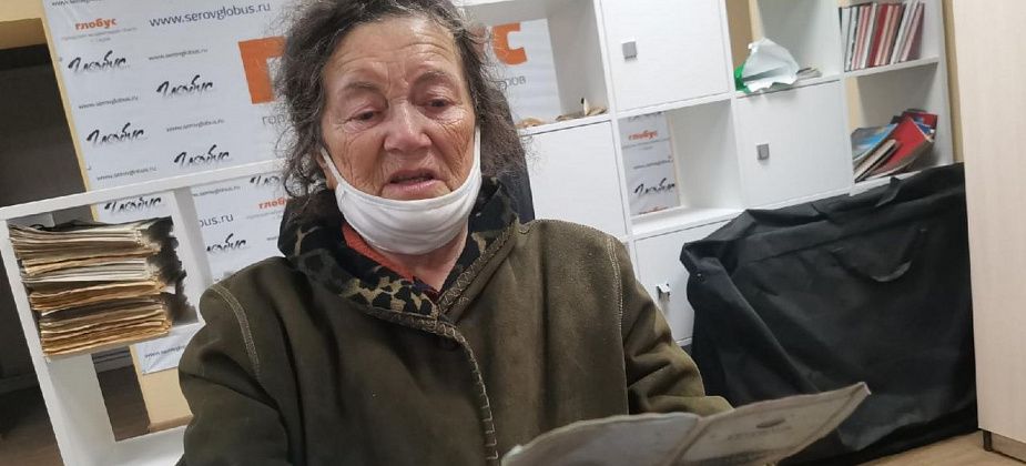 Жительница Морозково, в квартире которой произошел пожар, начала восстановление жилья: «Ты мне досочки нарежешь, прибьешь?»