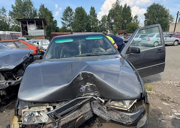 В Серове «лишенец» сел за руль и врезался в кучу шлака. Сильно расстроившись, выпил после ДТП