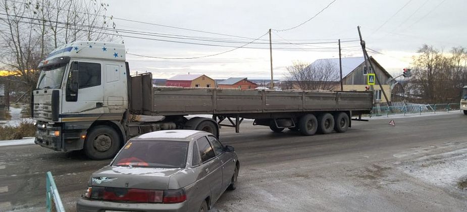 ГИБДД Серова разыскивает очевидцев ДТП, в котором сегодня пострадала пассажирка: "В данной ситуации может оказаться каждый водитель"...