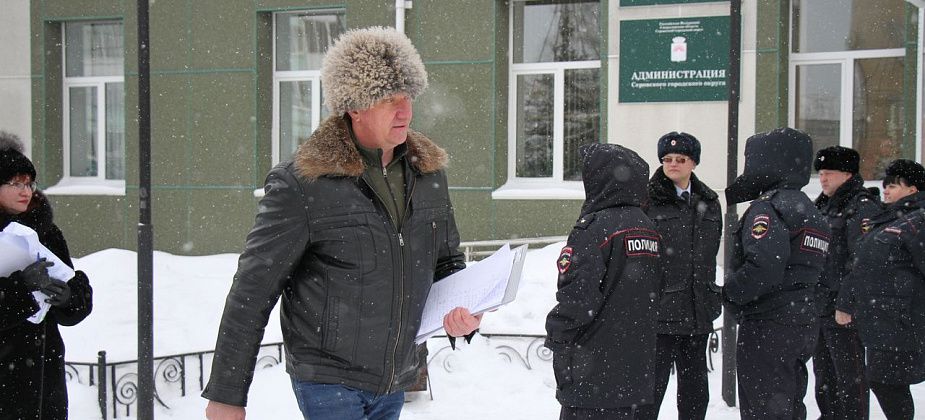 Серовчане, пошли бы вы на санкционированный митинг против «мусорной реформы»?