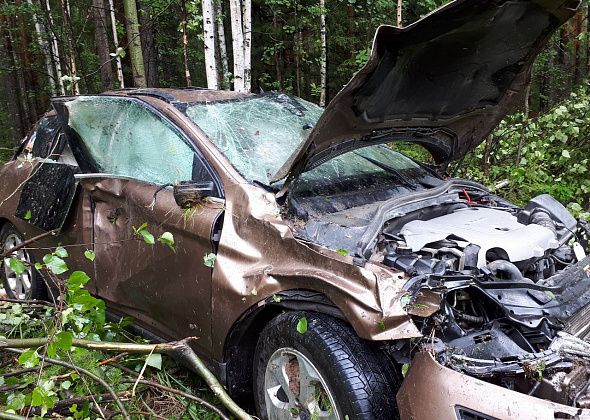 Под Краснояркой в ДТП попал автомобиль "Вольво". Водитель скончался в реанимации