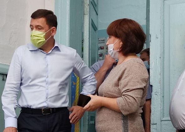 Губернатор Евгений Куйвашев посетил сосьвинскую школу №4. В поселке построят новую? 