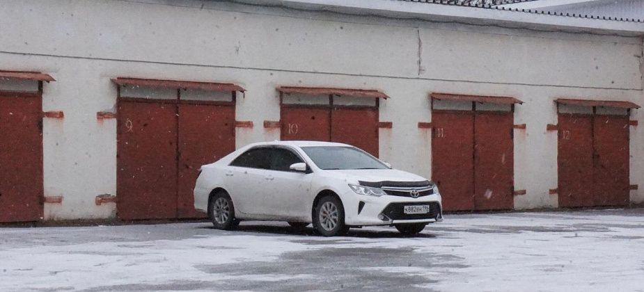 Серовская мэрия купила еще одну "Тойоту Камри"? В прошлом году...