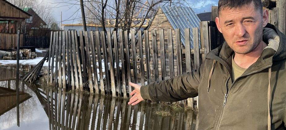 Под водой - огороды и главная дорога. Микрорайон Медянкино затопило вешними водами