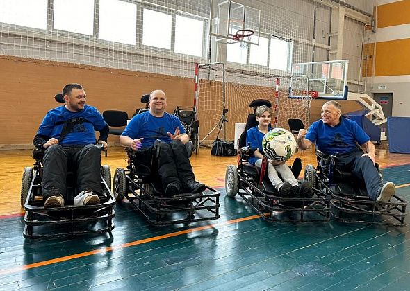 Серовчане приняли участие в турнире по футболу для инвалидов-колясочников