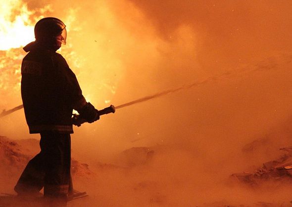 В Серове произошел пожар на улице Фестивальной