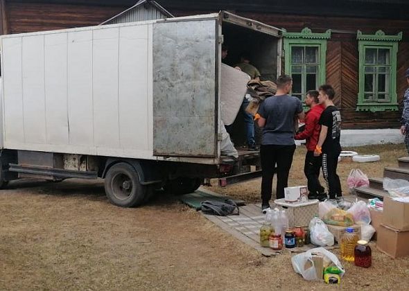 Первая партия гуманитарной помощи, собранной читателями "Глобуса", доставлена в Сосьву